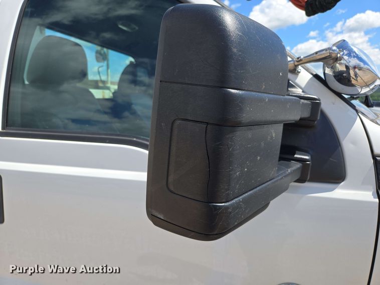 image for item ED1977 2015 Ford F550 Super Duty XL bucket truck