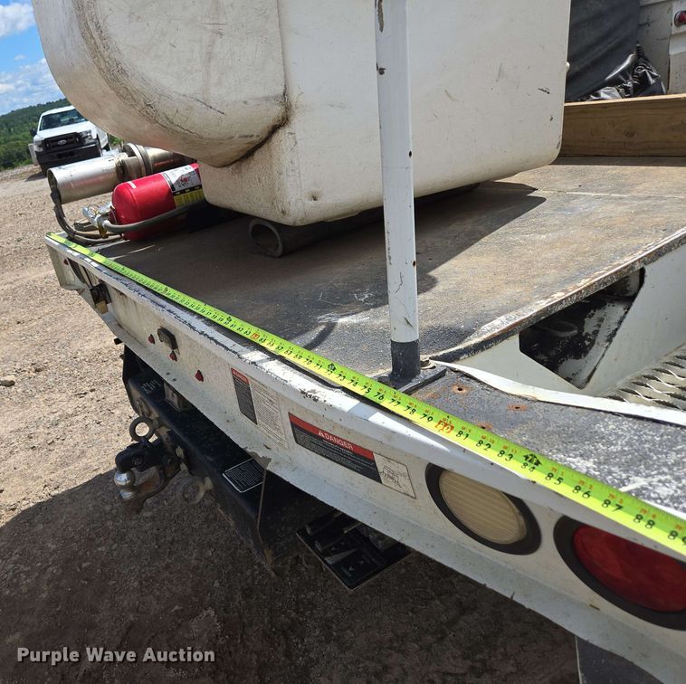 image for item ED1977 2015 Ford F550 Super Duty XL bucket truck