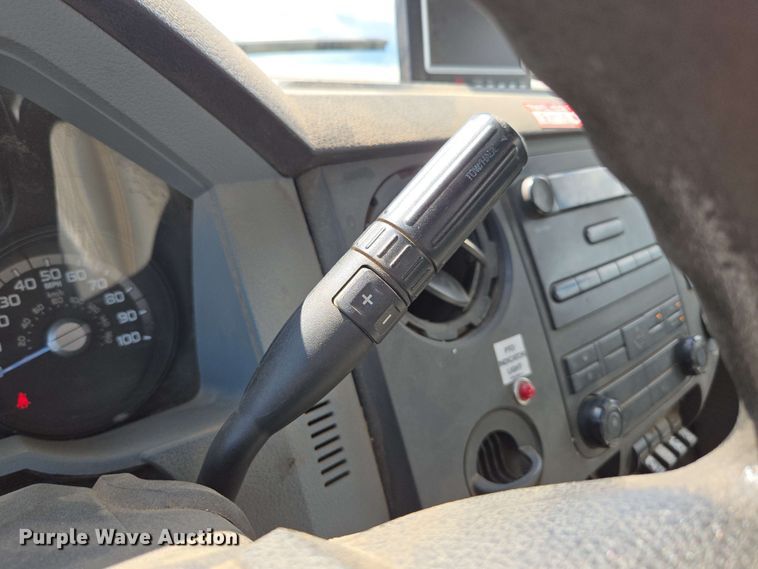 image for item ED1977 2015 Ford F550 Super Duty XL bucket truck