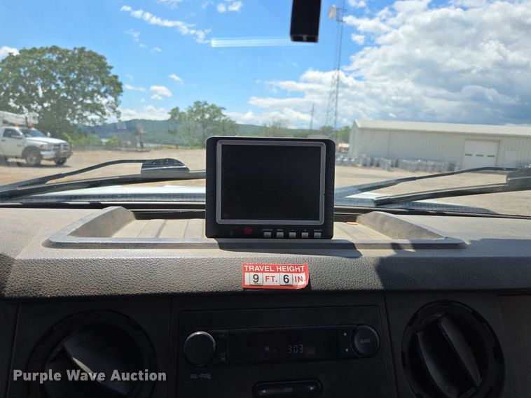 image for item ED1977 2015 Ford F550 Super Duty XL bucket truck