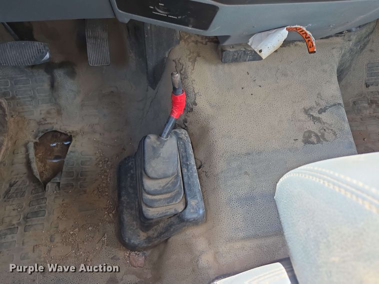 image for item ED1977 2015 Ford F550 Super Duty XL bucket truck