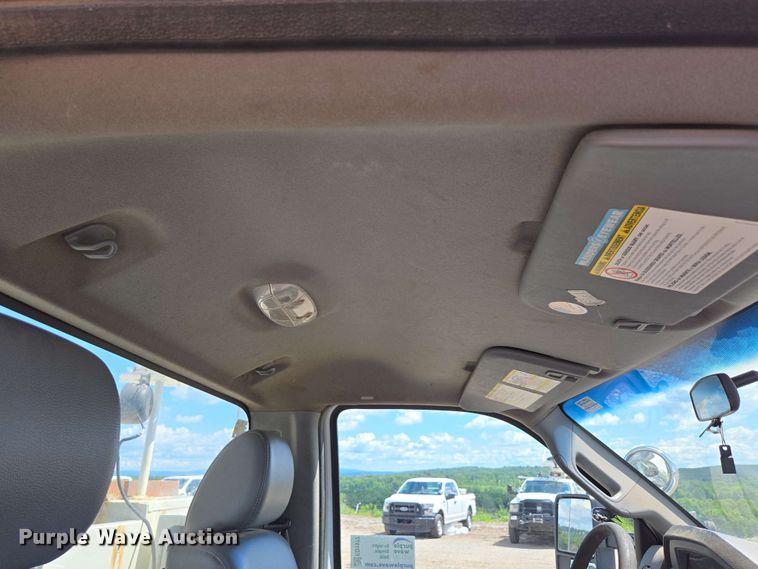 image for item ED1977 2015 Ford F550 Super Duty XL bucket truck