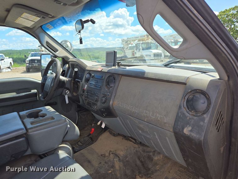 image for item ED1977 2015 Ford F550 Super Duty XL bucket truck