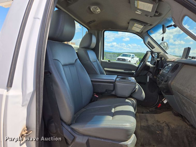 image for item ED1977 2015 Ford F550 Super Duty XL bucket truck