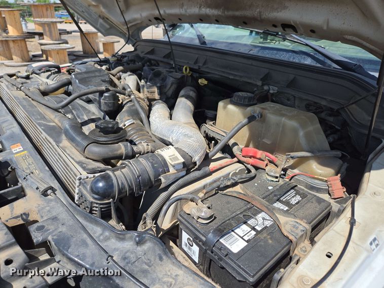 image for item ED1977 2015 Ford F550 Super Duty XL bucket truck