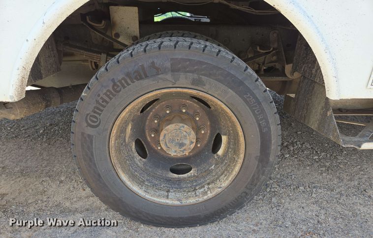 image for item ED1977 2015 Ford F550 Super Duty XL bucket truck