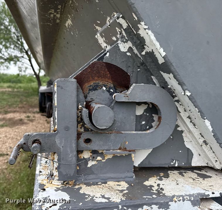 image for item ED5616 1996 Cali 34HSD side dump trailer