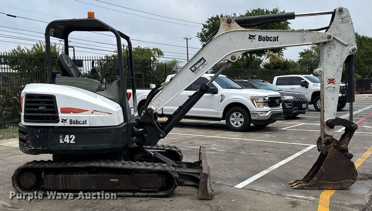 image for item ED5618 2016 Bobcat E42 mini excavator