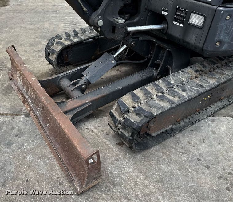 image for item ED5618 2016 Bobcat E42 mini excavator