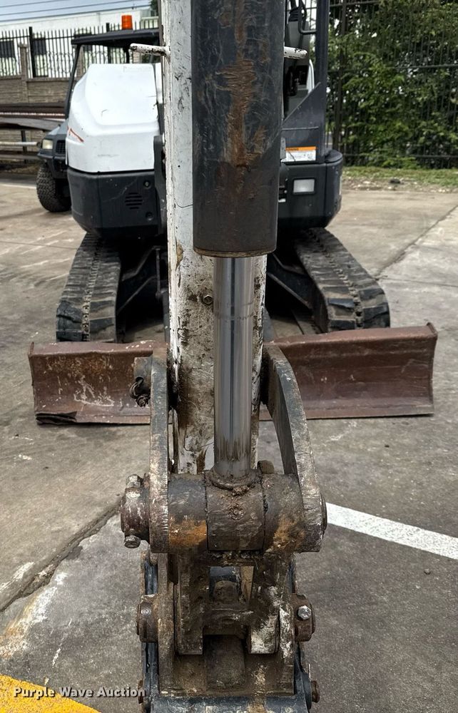 image for item ED5618 2016 Bobcat E42 mini excavator