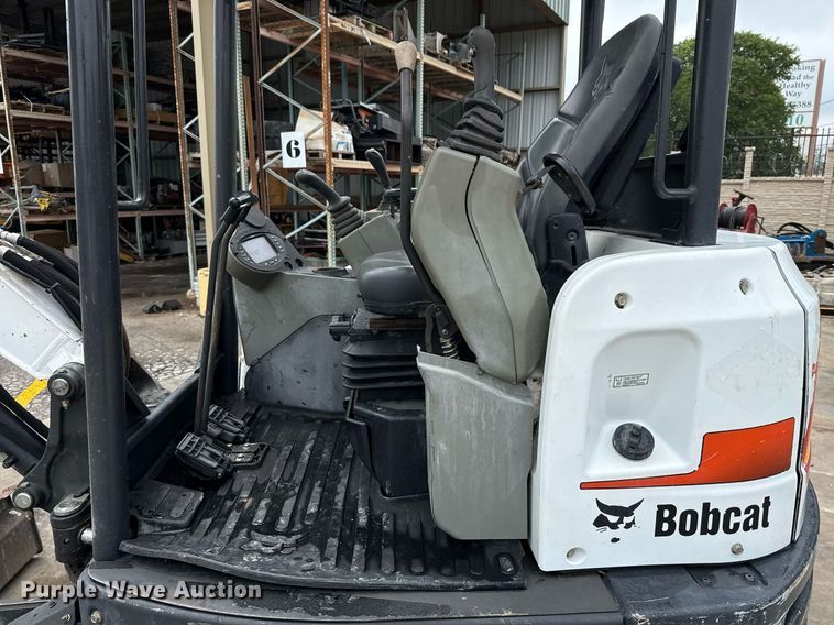image for item ED5618 2016 Bobcat E42 mini excavator