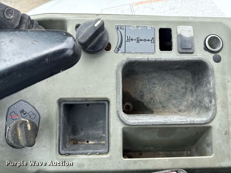 image for item ED5618 2016 Bobcat E42 mini excavator