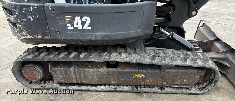 image for item ED5618 2016 Bobcat E42 mini excavator