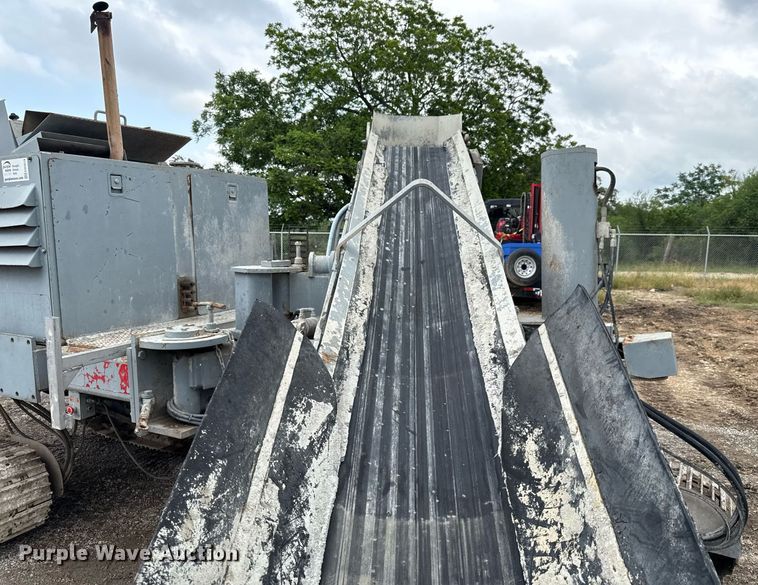 image for item ED5619 1996 Power Curber 5500-B curb machine