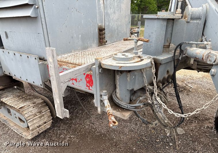 image for item ED5619 1996 Power Curber 5500-B curb machine