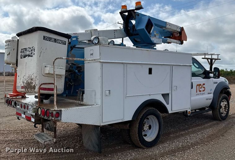 image for item ED5623 2007 Ford F550 Super Duty XL bucket truck
