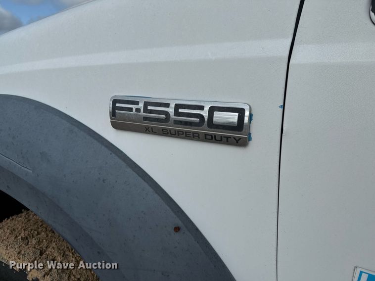image for item ED5623 2007 Ford F550 Super Duty XL bucket truck
