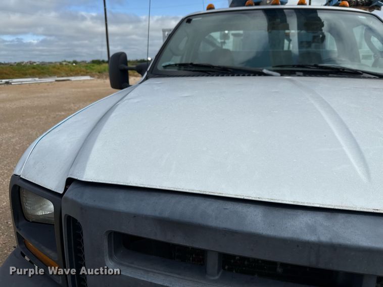 image for item ED5623 2007 Ford F550 Super Duty XL bucket truck