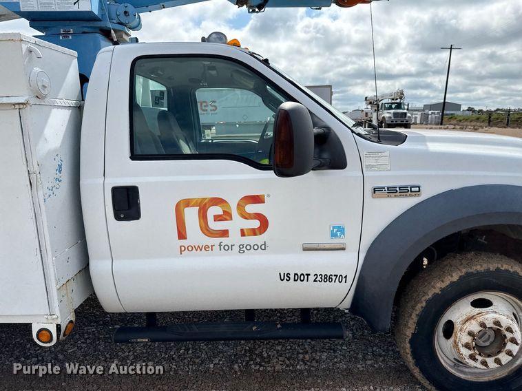 image for item ED5623 2007 Ford F550 Super Duty XL bucket truck