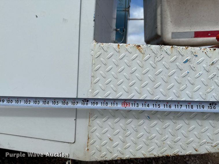 image for item ED5623 2007 Ford F550 Super Duty XL bucket truck