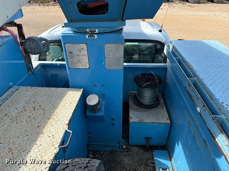 image for item ED5623 2007 Ford F550 Super Duty XL bucket truck