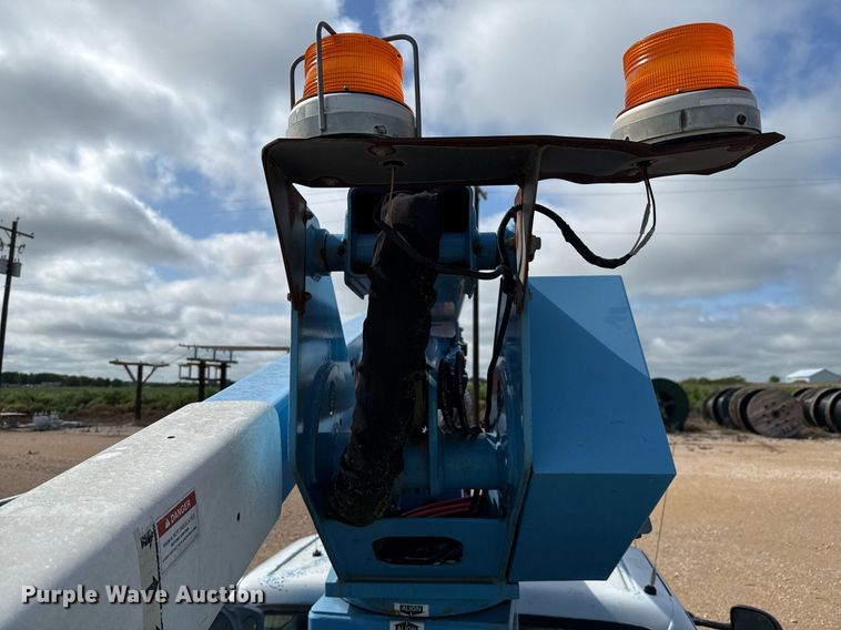 image for item ED5623 2007 Ford F550 Super Duty XL bucket truck