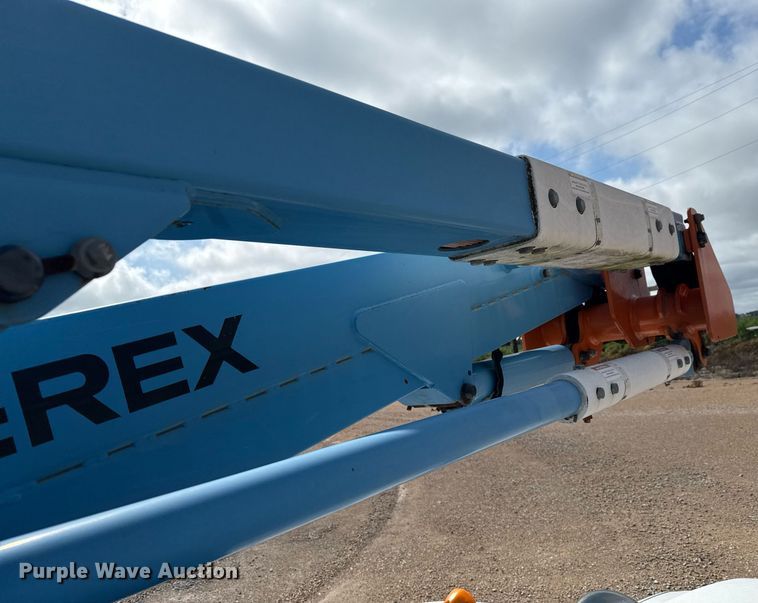 image for item ED5623 2007 Ford F550 Super Duty XL bucket truck