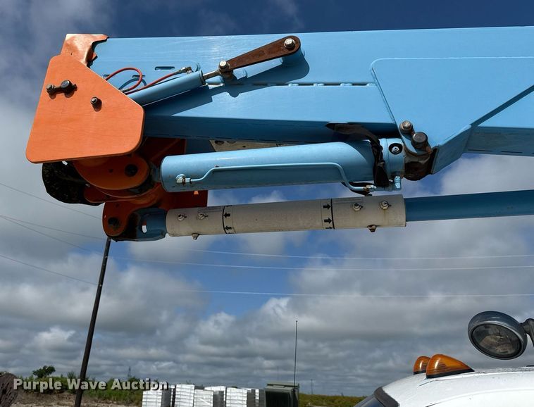 image for item ED5623 2007 Ford F550 Super Duty XL bucket truck