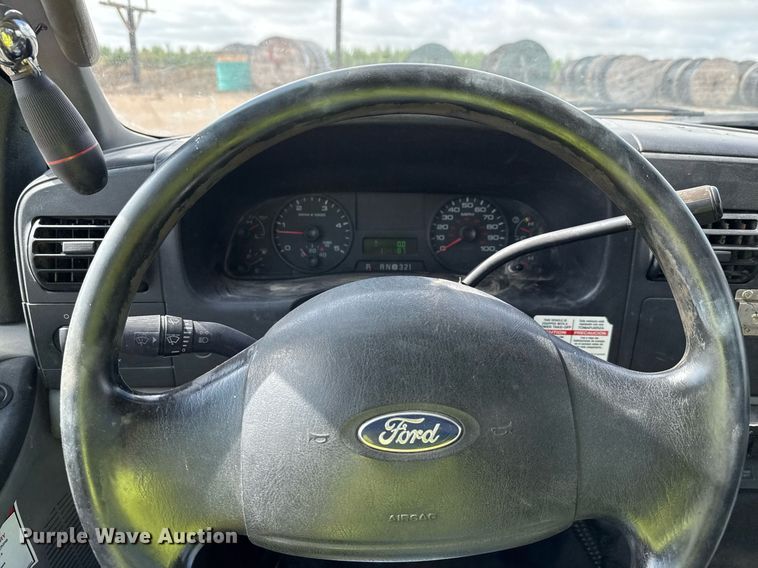 image for item ED5623 2007 Ford F550 Super Duty XL bucket truck