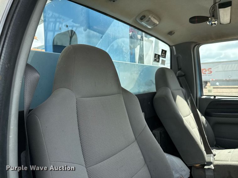 image for item ED5623 2007 Ford F550 Super Duty XL bucket truck