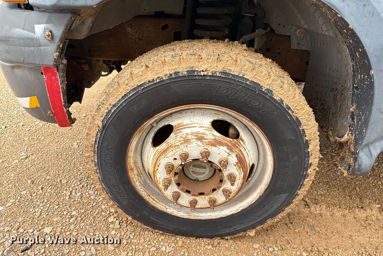 image for item ED5623 2007 Ford F550 Super Duty XL bucket truck