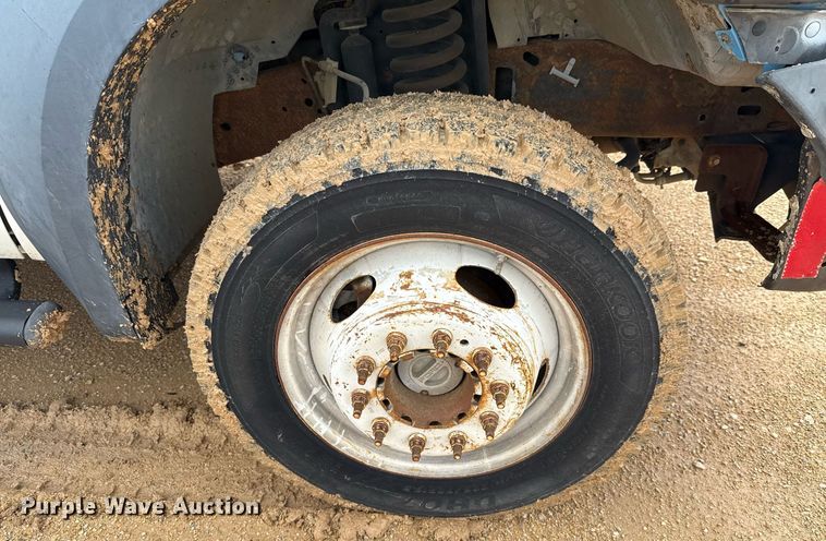 image for item ED5623 2007 Ford F550 Super Duty XL bucket truck