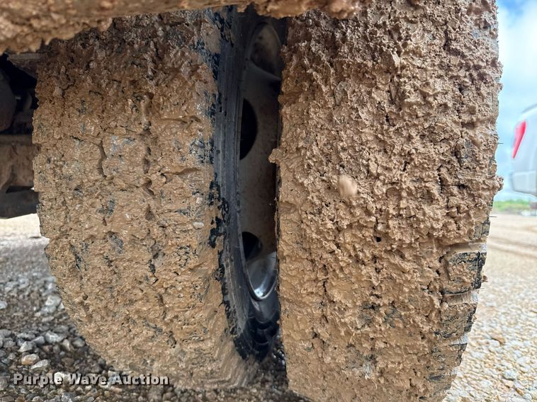 image for item ED5623 2007 Ford F550 Super Duty XL bucket truck