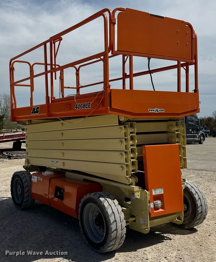 image for item EF1977 2015 JLG 4069LE scissor lift