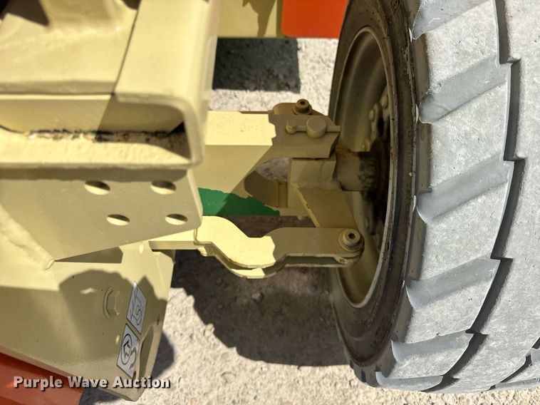 image for item EF1977 2015 JLG 4069LE scissor lift