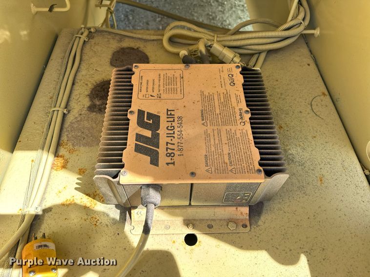 image for item EF1977 2015 JLG 4069LE scissor lift