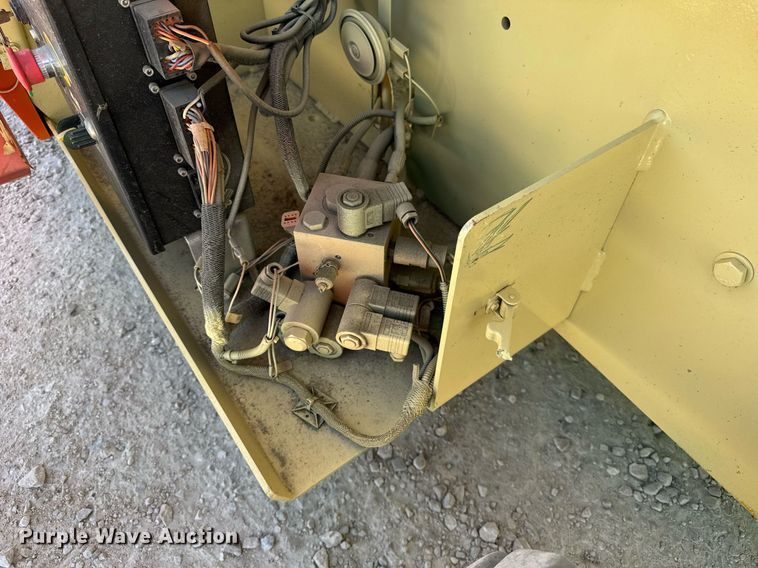 image for item EF1977 2015 JLG 4069LE scissor lift