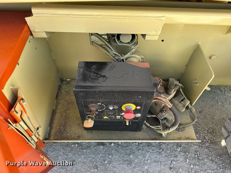 image for item EF1977 2015 JLG 4069LE scissor lift