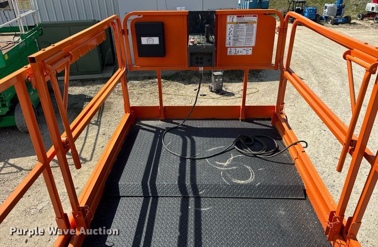 image for item EF1977 2015 JLG 4069LE scissor lift