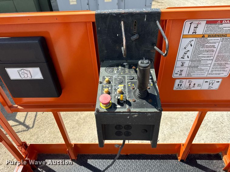 image for item EF1977 2015 JLG 4069LE scissor lift
