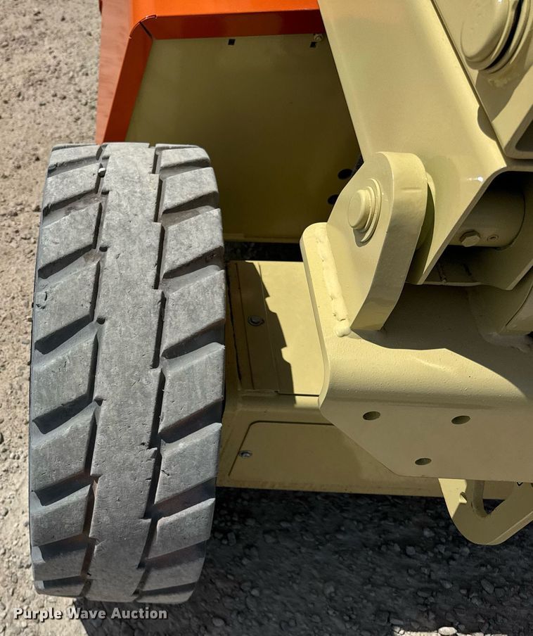 image for item EF1977 2015 JLG 4069LE scissor lift