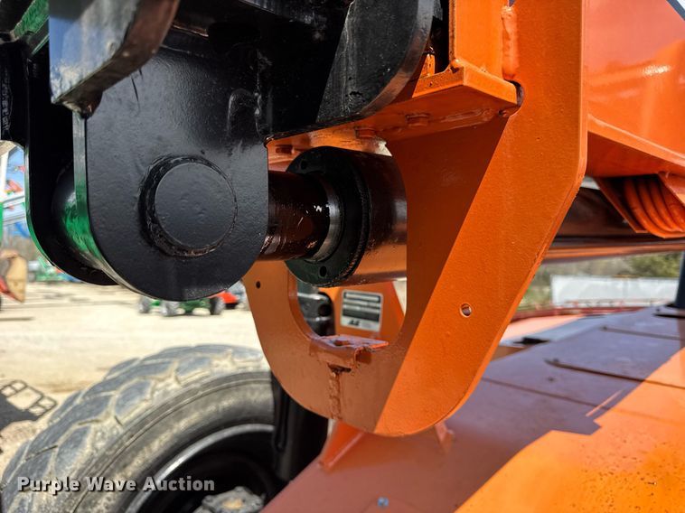 image for item EF1978 2015 JLG Skytrak 6042 telehandler