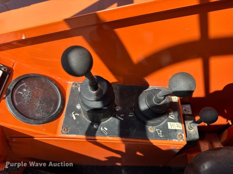 image for item EF1978 2015 JLG Skytrak 6042 telehandler