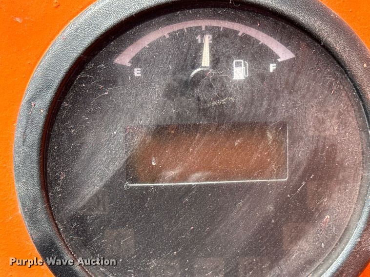 image for item EF1978 2015 JLG Skytrak 6042 telehandler