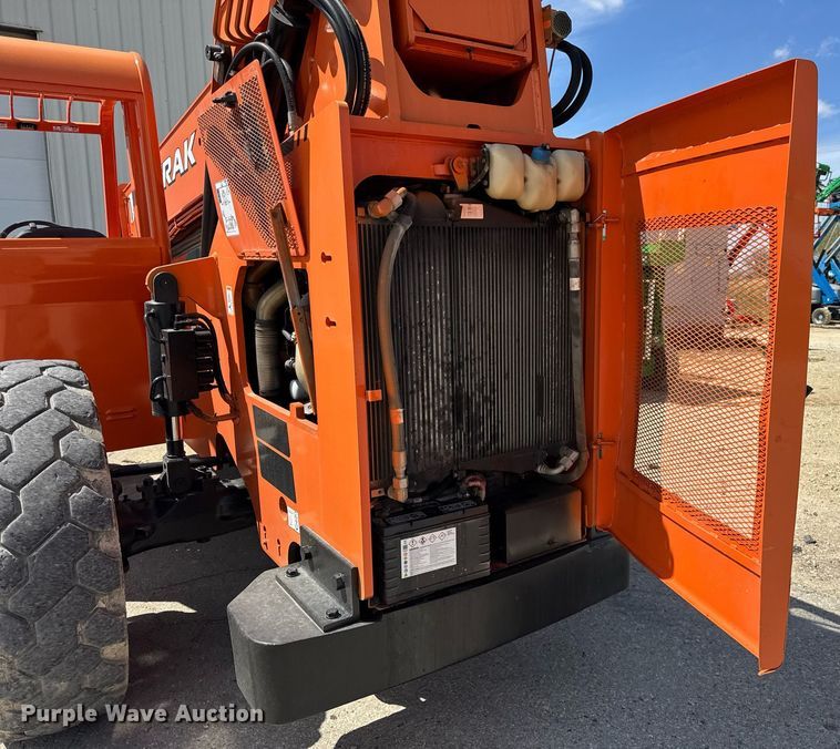 image for item EF1978 2015 JLG Skytrak 6042 telehandler