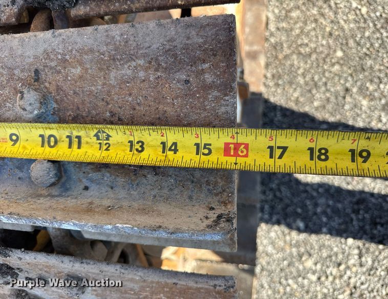 image for item EF1979 1990 Caterpillar D4C dozer