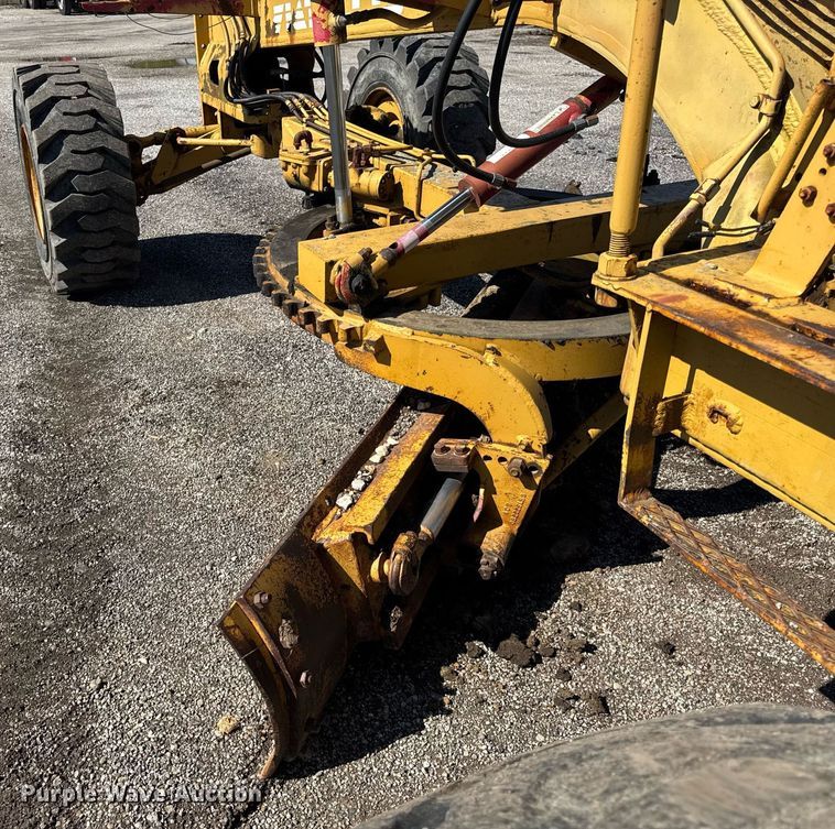 image for item EF1980 1987 FiatAllis 65-B rigid frame motor grader