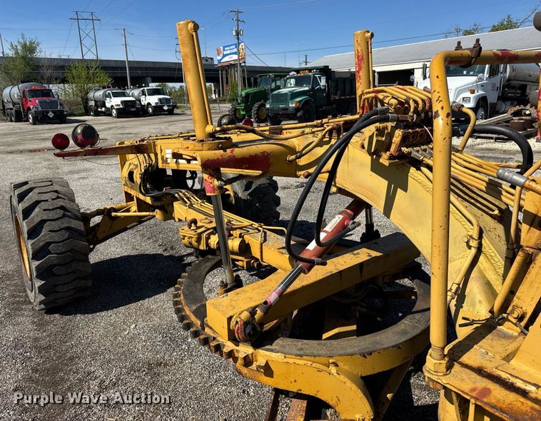 image for item EF1980 1987 FiatAllis 65-B rigid frame motor grader