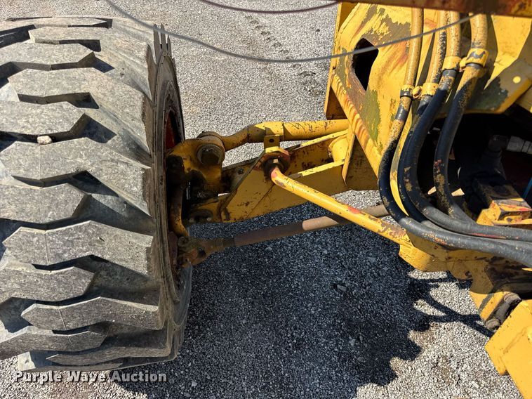 image for item EF1980 1987 FiatAllis 65-B rigid frame motor grader