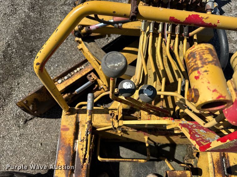 image for item EF1980 1987 FiatAllis 65-B rigid frame motor grader